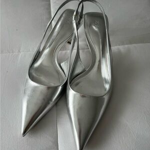 ZARA silver metallic pointy stilettos size 8/5
